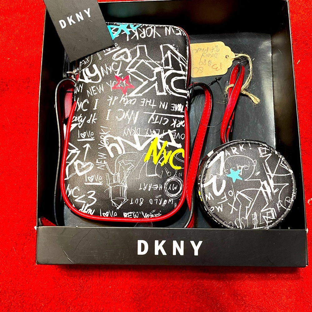 NWT...DKNY GIFT SET - 2 PC